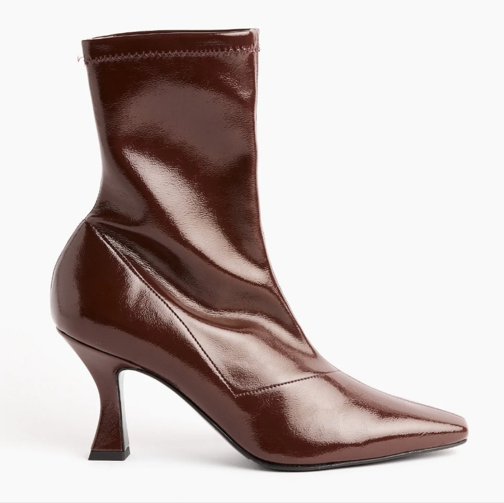 NOMIA Athena Ankle Boot in Prune 37 New In Box